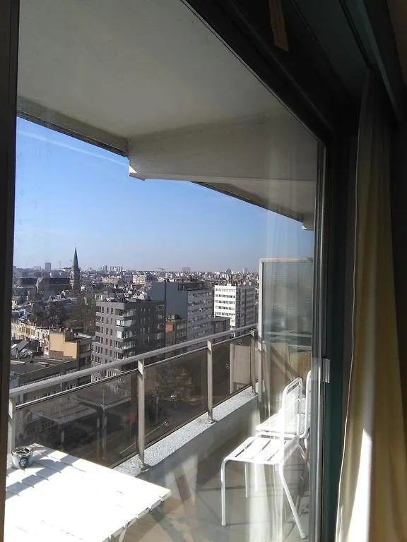 Hoog Boven De Wolken Apartment Antwerp Belgium